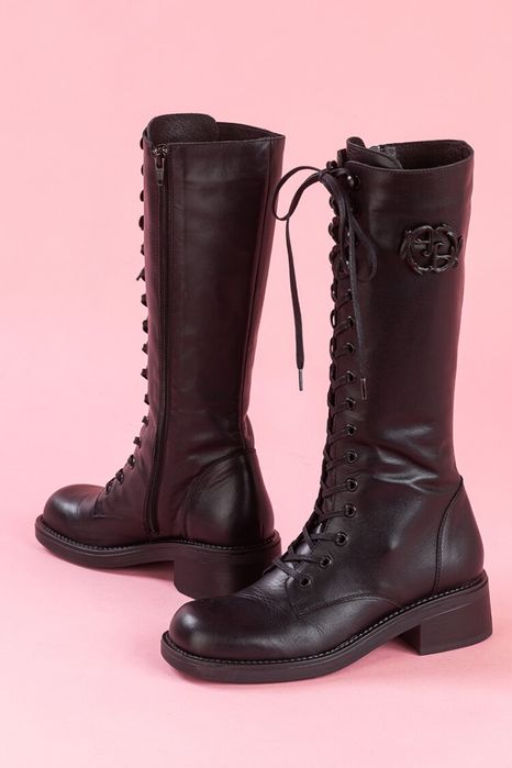Modern And Edgy Кубинки - Black. Кубинки Алеса
