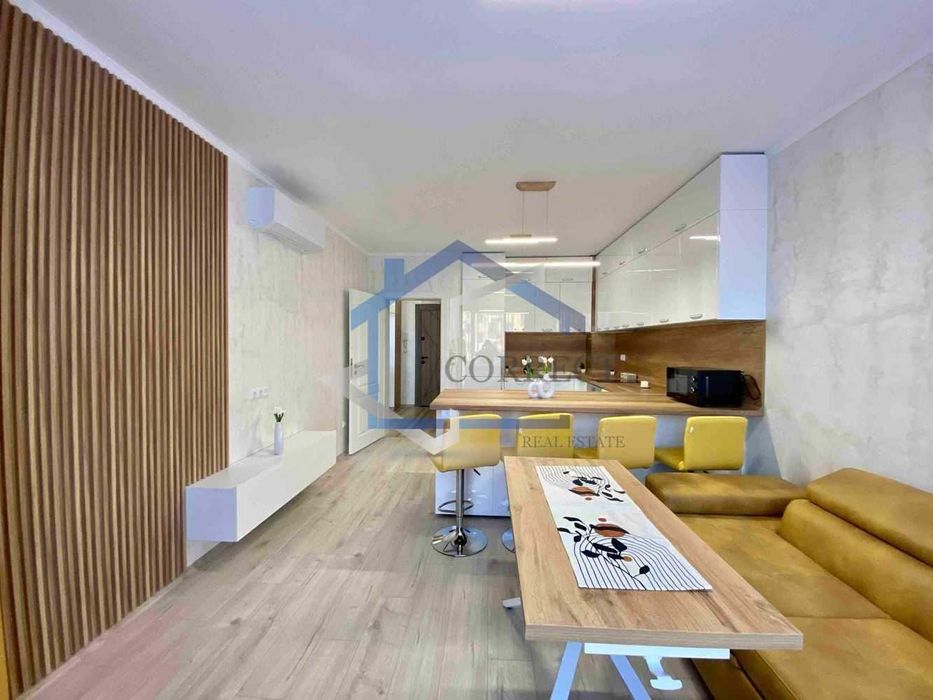 Дава се под наем Двустаен апартамент в к.к. Св.Св. Константин и Елена - 70 кв.м за 650 € - Снимка #1