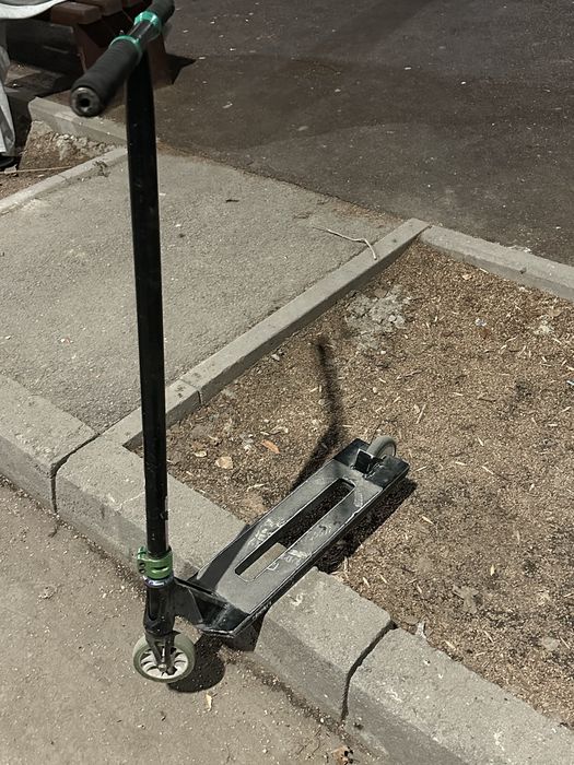 Трюковой самокат,по запчастям