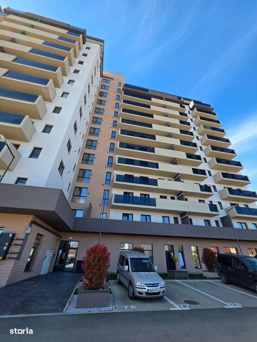 Apartament 3 camere de vânzare