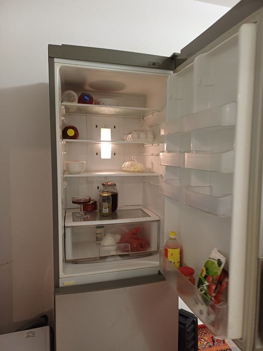 Холодильник б/у вас хорошем состоянии