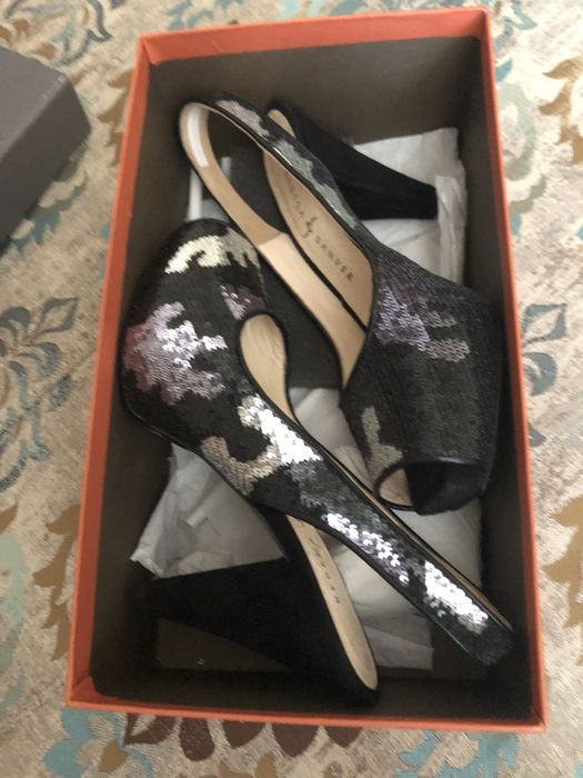 Дамски обувки нови