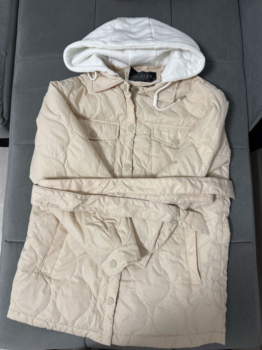 Продам женские куртки