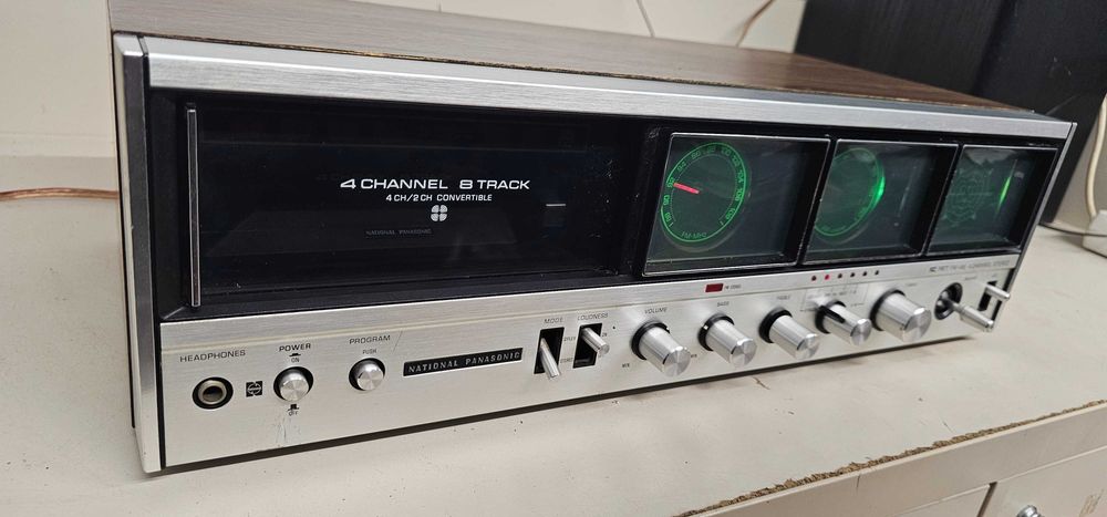 Amplituner 8 track Național Panasonic