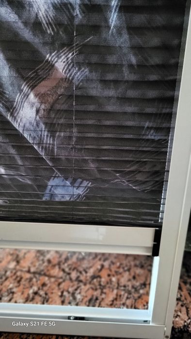 Ролетен комарник 60/60 и 52 /52 с рамките