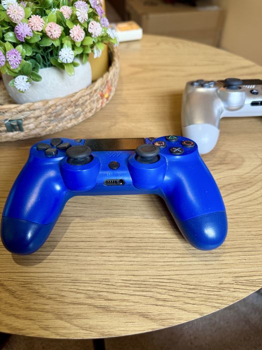 Play Station контролери