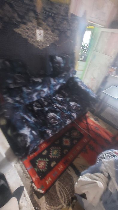 2 mese noi canapea noua 1000ron canapeaua și mese noi 350ron bucata