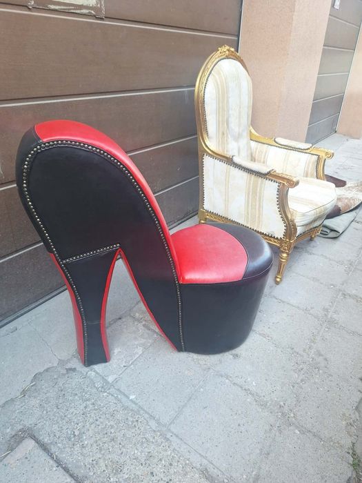 Кресло обувка  кожа бутиково