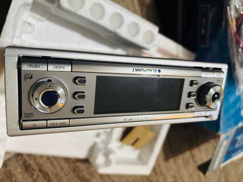 Vand radio cd,cd player auto,BLAUPUNKT  MP74,colectie