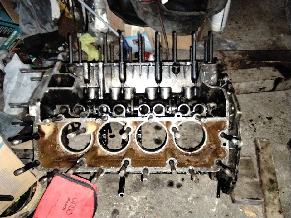 Продам блок двигателя газ 53