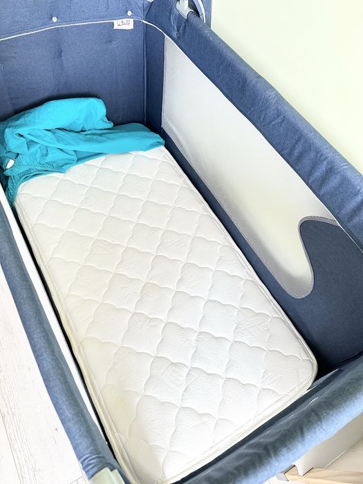 Сгъваема бебешка кошара