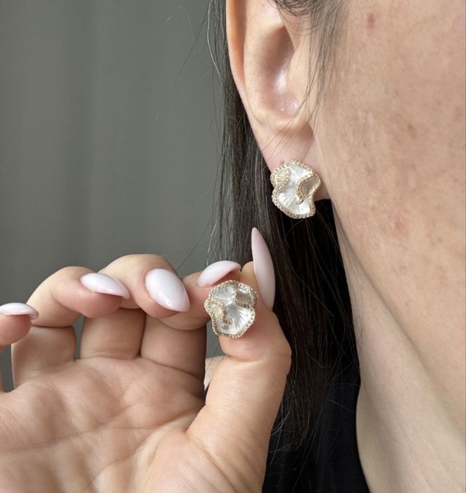 Новый серги очень красивый