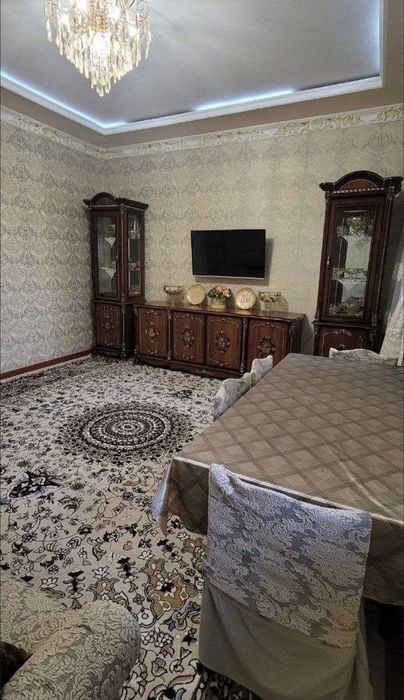 3/2/4 ТЦ Next, Magic City, Яккасарайский р-н