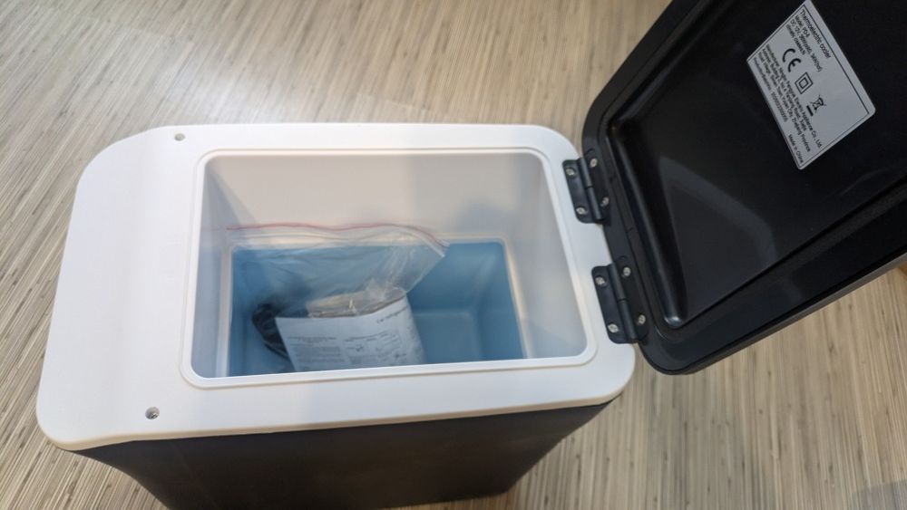 Frigider/răcitor auto 7,5 litri 12v