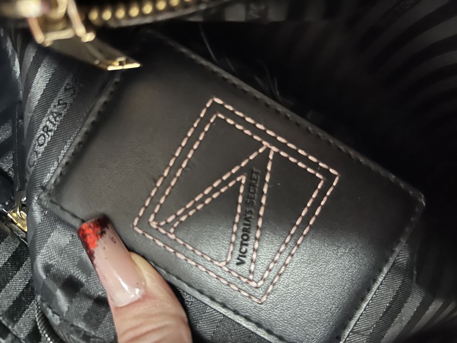 Geanta victoria’s secret