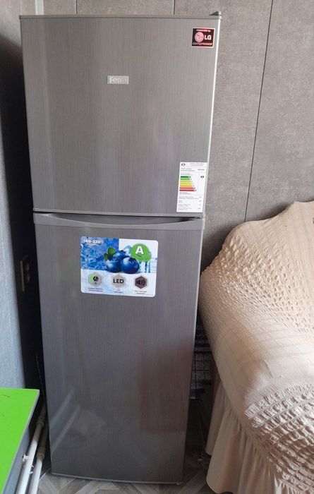 Muzlatgich  yangi umuman ishlatilmagan