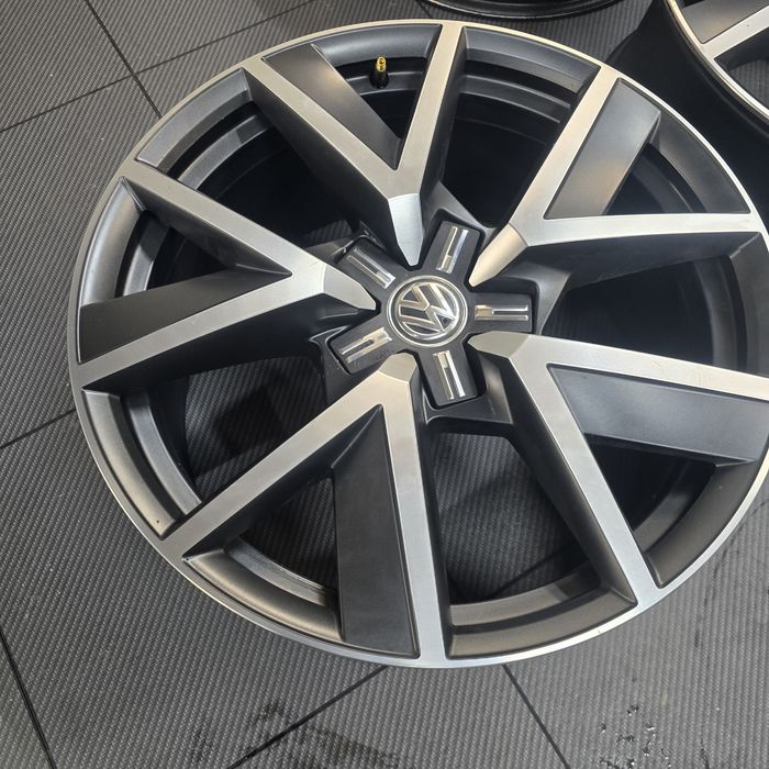 Оригинални  VW джанти 20"-модел Braga