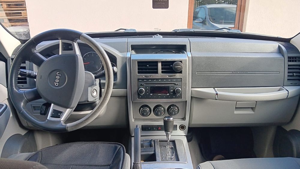 Jeep cheeroke de vanzare