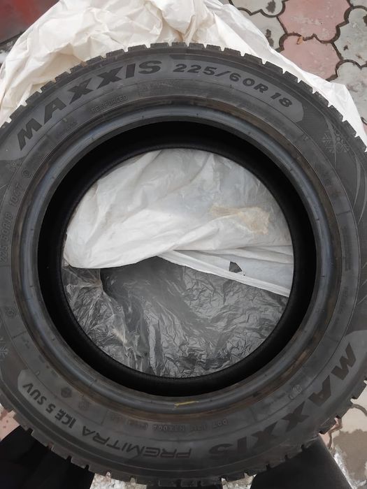 Продам зимние шины б/у