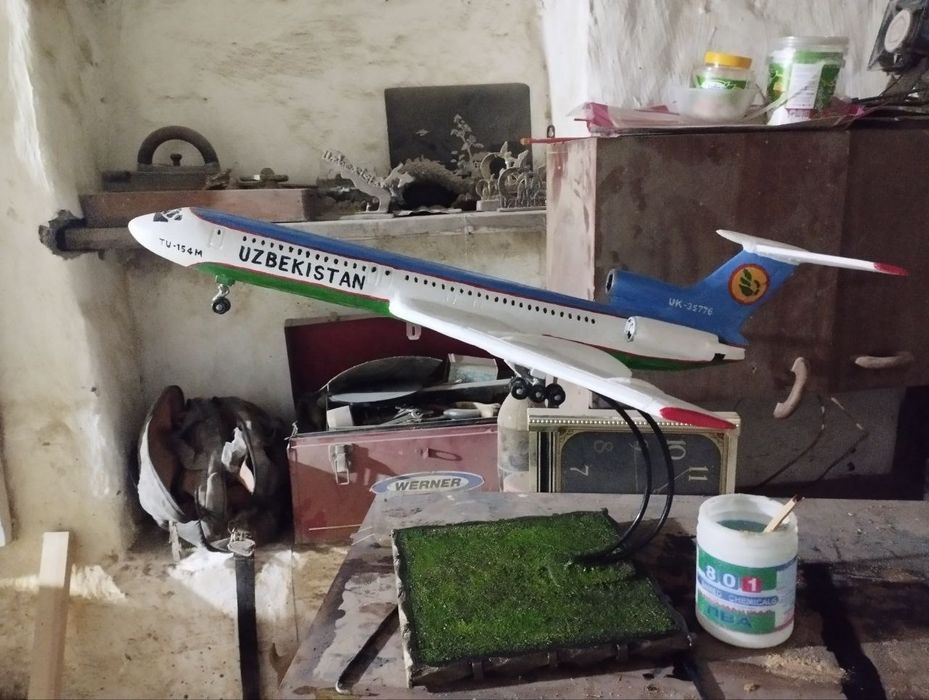 макет самолёта ту 154м