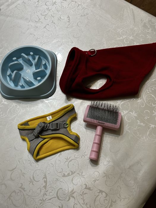 Зоотовары (шлейка миска расческа)