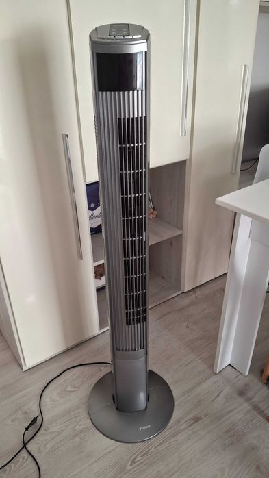 Ventilator turn Trisa, oscilant,cu telecomanda