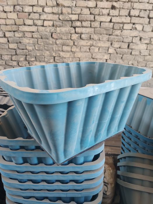 Продается пластиковый ящик для домавых подключение