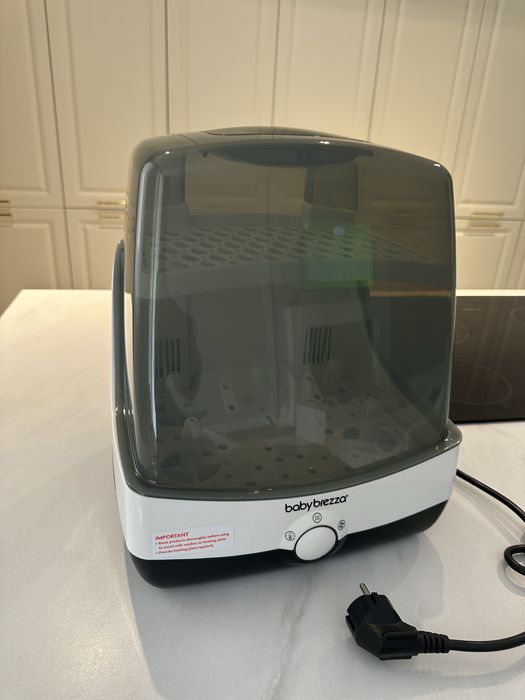 Sterilizator si uscator Baby Breeza
