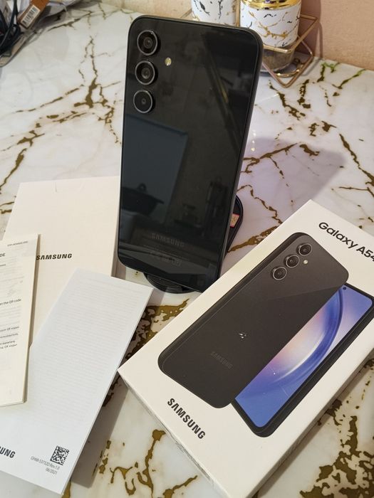 Продам Самсунг А 54 5G