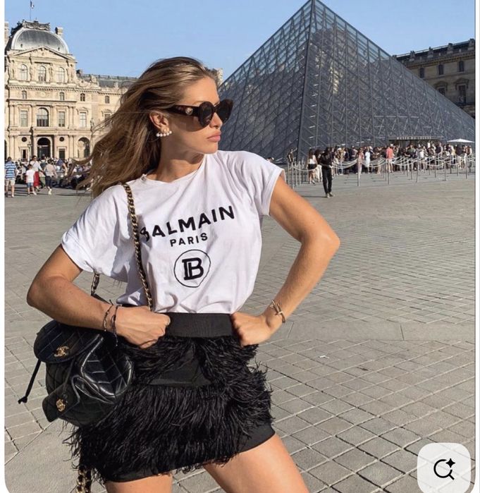 Люксовая новая футболка  под Balmain