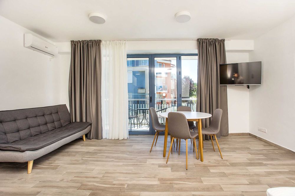 Дава се под наем Едностаен апартамент в Созопол - 50 кв.м за 84.66 € - Снимка #1