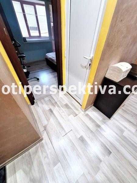 Продава се Тристаен апартамент в Пловдив, Кършияка - 65 кв.м за 1035 €/кв.м - Снимка #10
