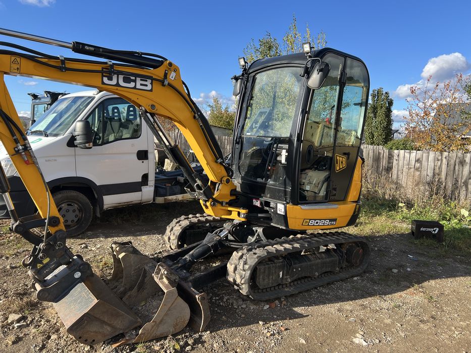 Miniexcavator jcb-19-1 din 2022