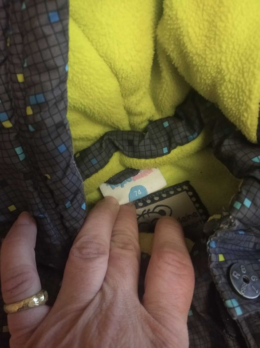 Подарявам бебешки дрехи и обувки за момче от 3 м до 1 г