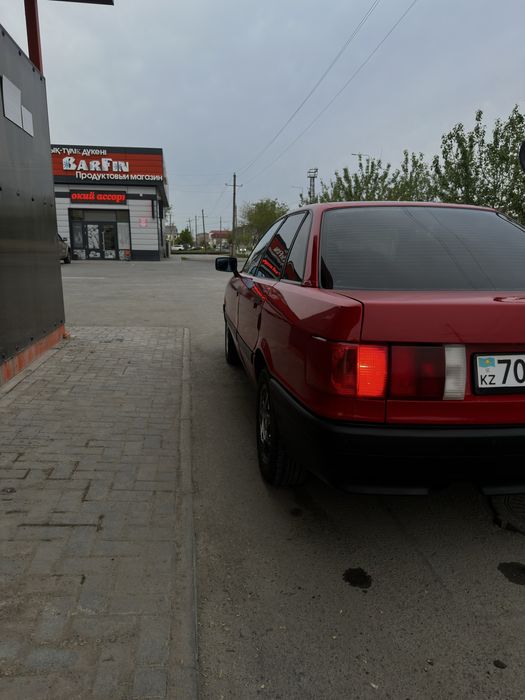 Продается Ауди 80