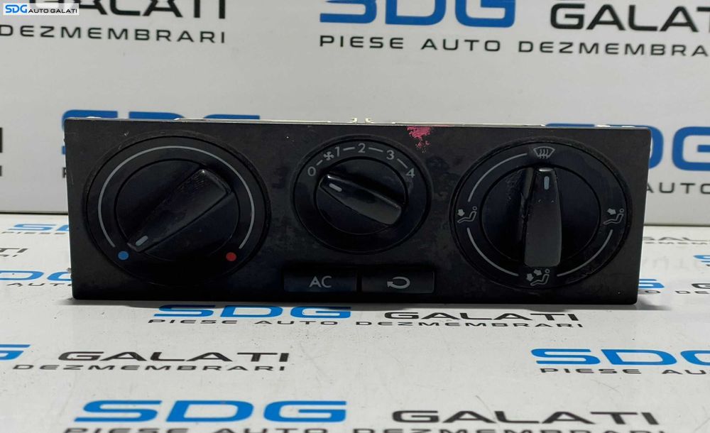 Panou Unitate Comanda AC Aer Conditionat Clima Climatronic Volkswagen Golf 4 1998 - 2005 Cod 1J0820045F [L2879]