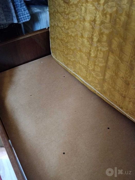 Продам односпальную кровать (Венгрия) 200×90 см