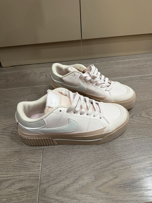 Nike Court Legacy Lift