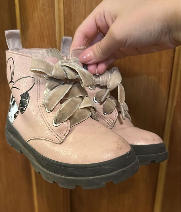 Обувь детская 24 размер на девочку