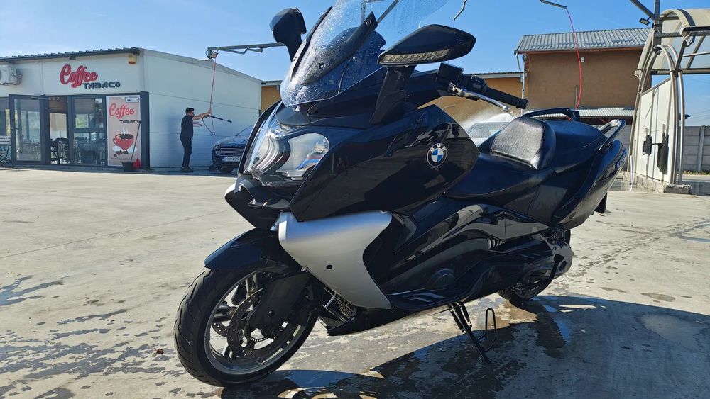 BMW C650GT Primul proprietar in Romania. Motocicleta este adusa din Franta.