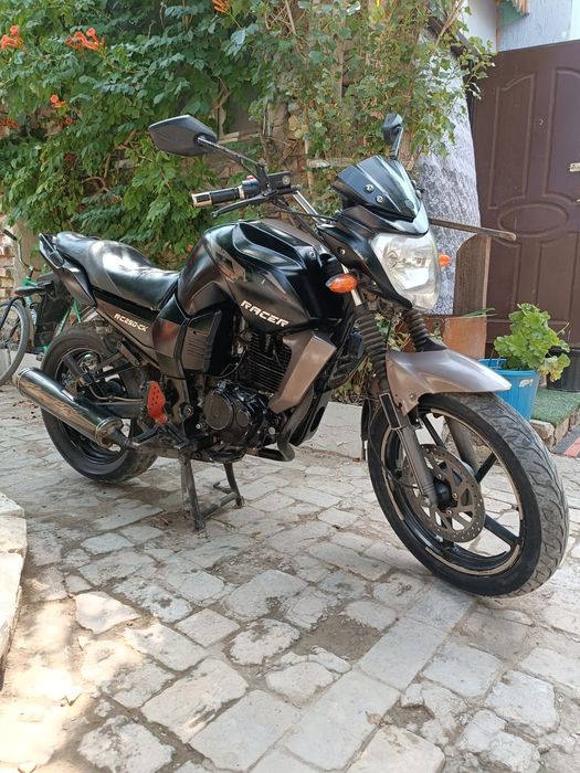 Suzuki и Razer мотоциклы