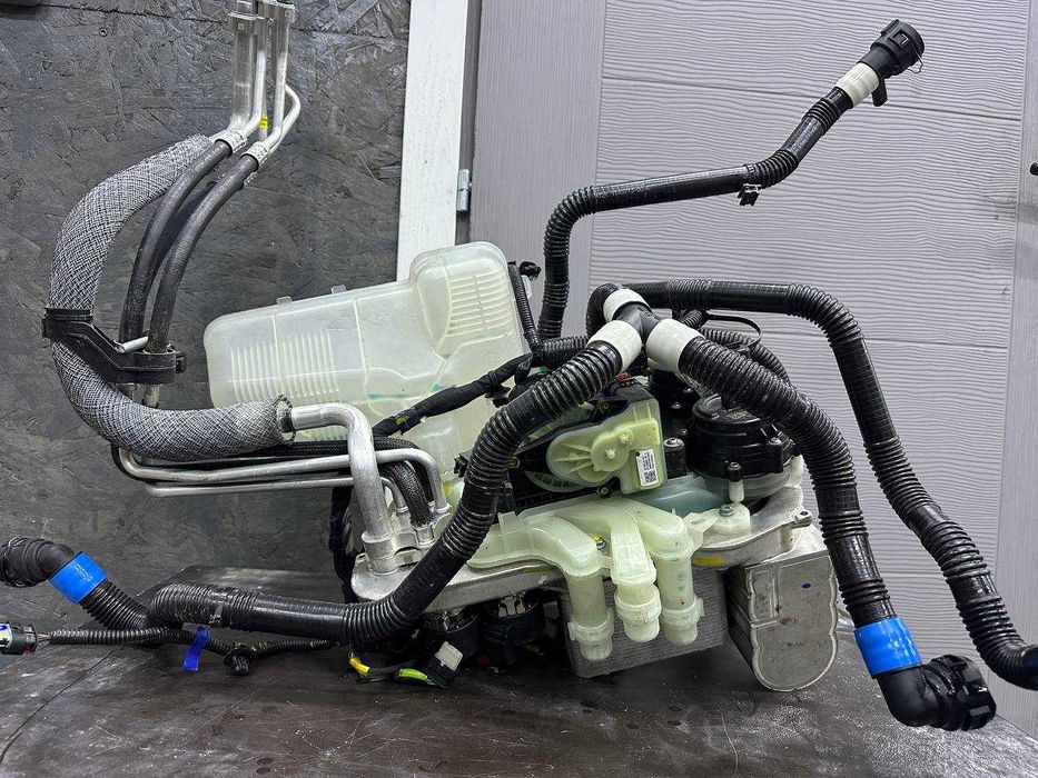 Термопомпа Tesla Model X 2021-2023.