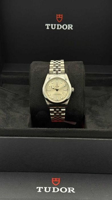 Tudor Referință: 79600, 31 mm, oțel,an 2026, 3300€.