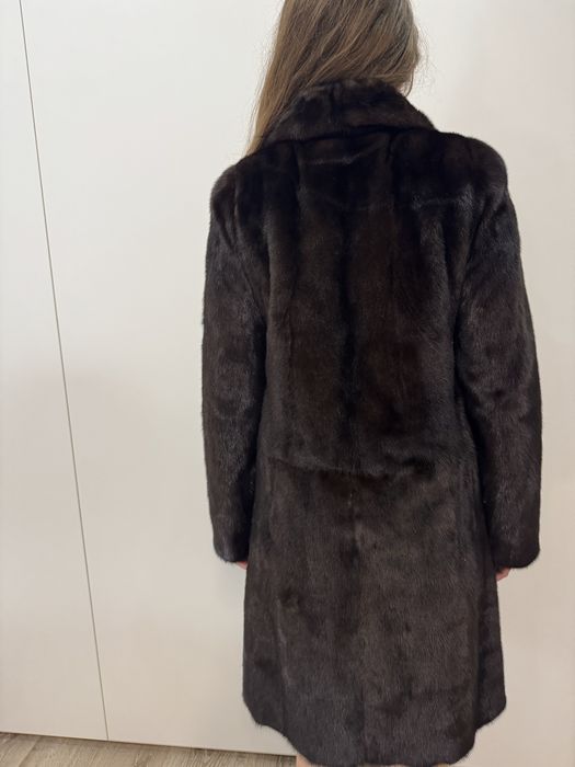 Продам норковую шубу