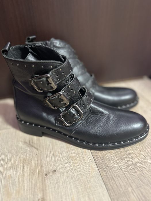 Ghete din piele naturală, mărimea 36