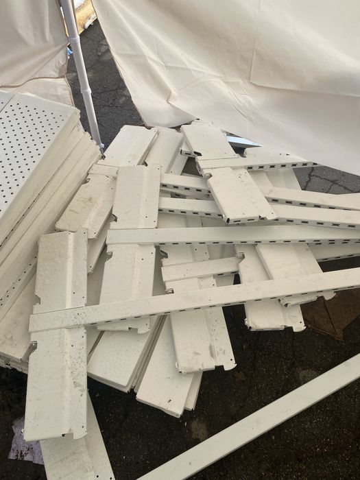 Стилаж железные.