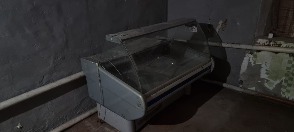 Холодильник,морозилка, ветрина