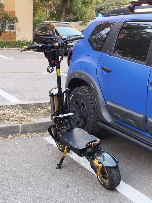 Schimb trotineta electrica 10000w 72v 100km/h 13 cp