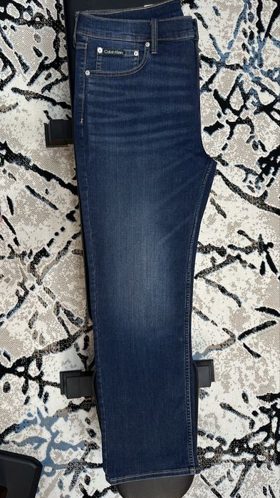 Джинсы Calvin Klein straight fit. р.36/30.