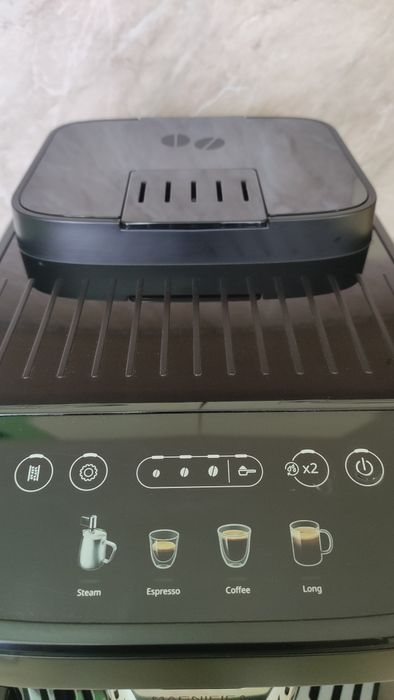 Кафеавтомат Delonghi Magnifica Evo